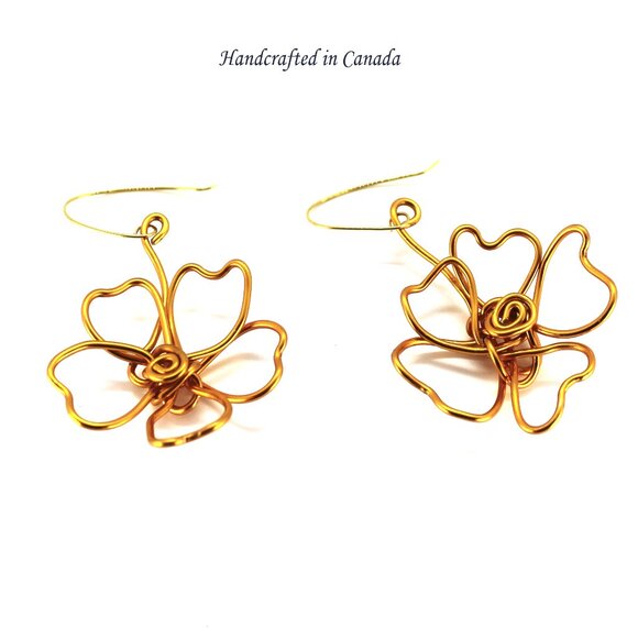 Bold Free Form Gold Wire Flower EarringsHandmade in Canada - Picture 6 of 7